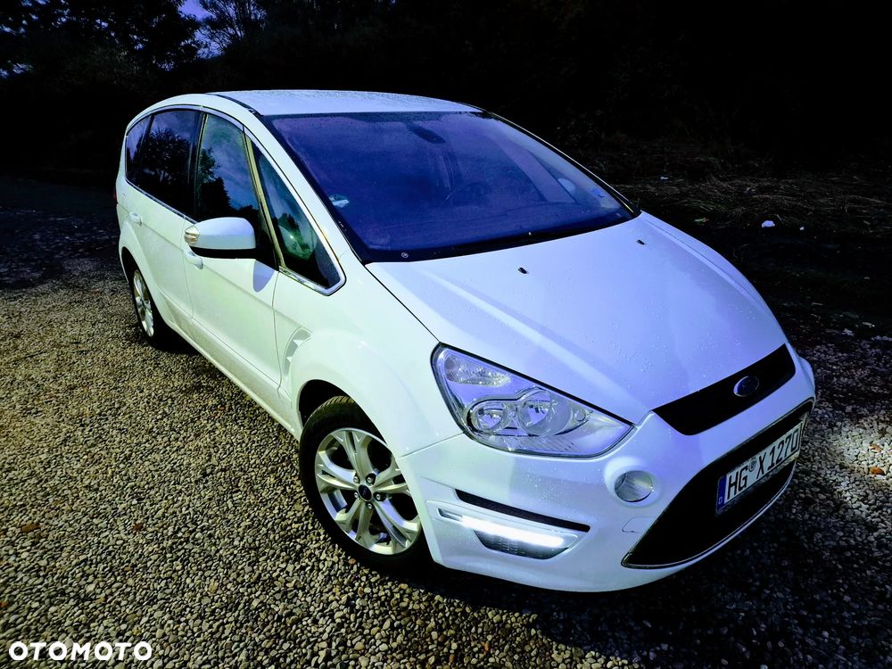 Ford S-Max - 12