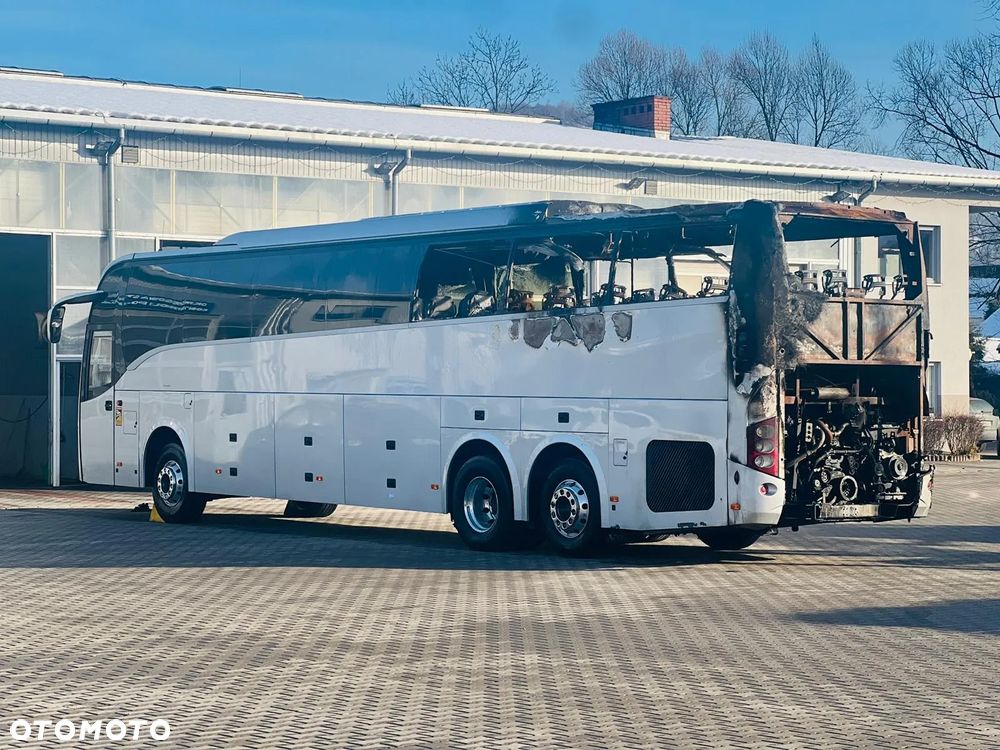 Volvo 9900 - 5