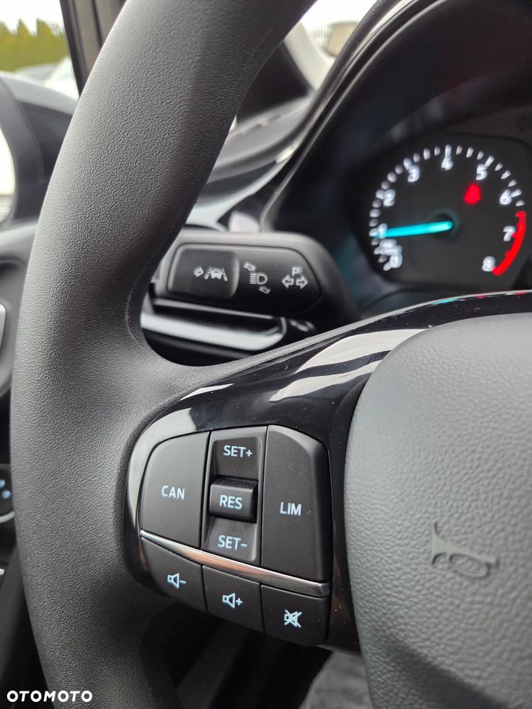 Ford Fiesta 1.1 S&S TREND - 13