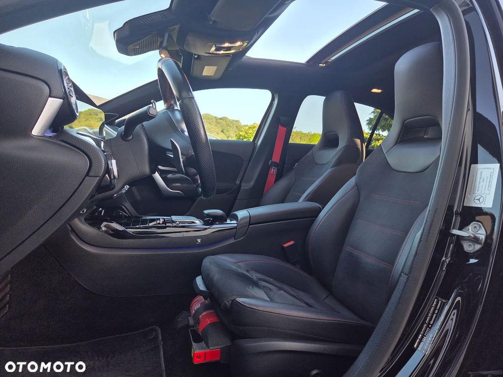Mercedes-Benz Klasa A 35 AMG 4-Matic 7G-DCT - 27
