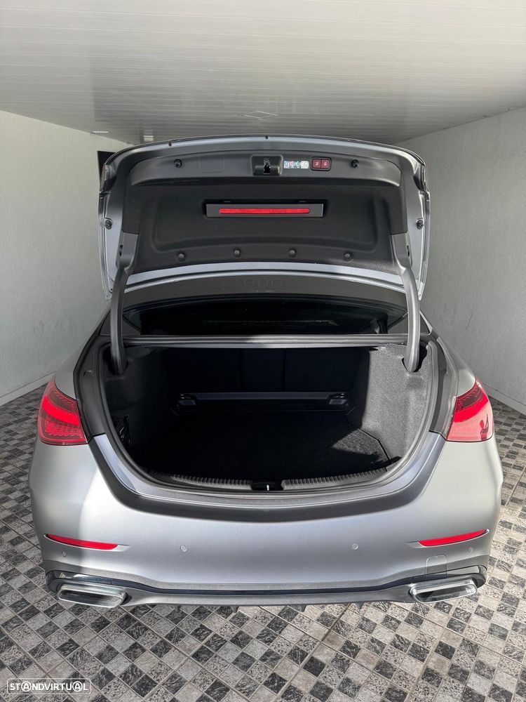 Mercedes-Benz C 300 d AMG Line - 13