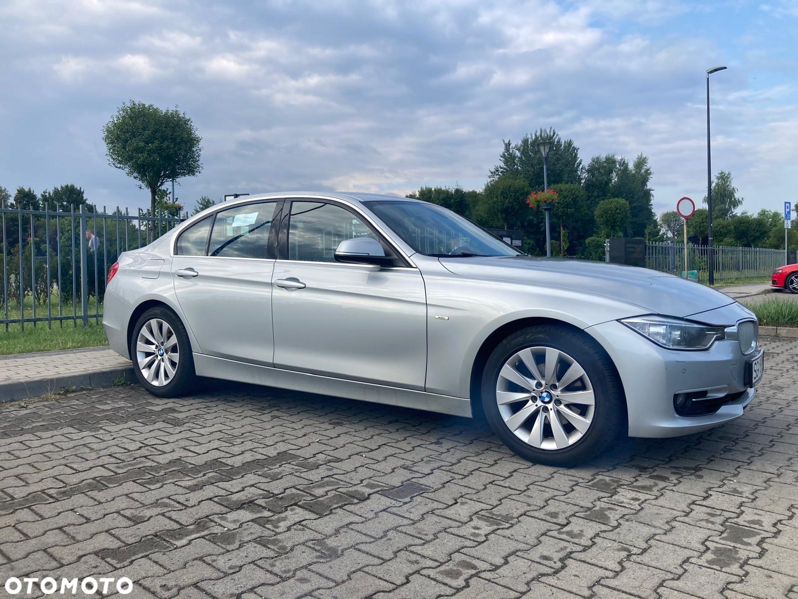 BMW Seria 3 - 2