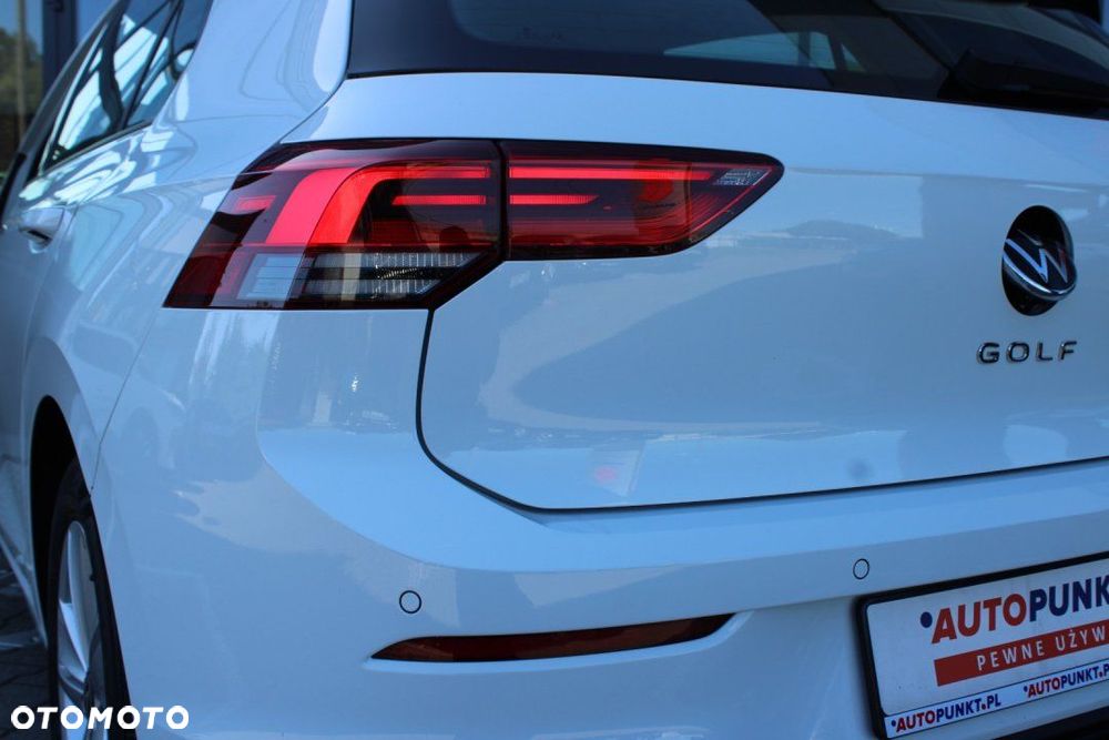Volkswagen Golf - 33