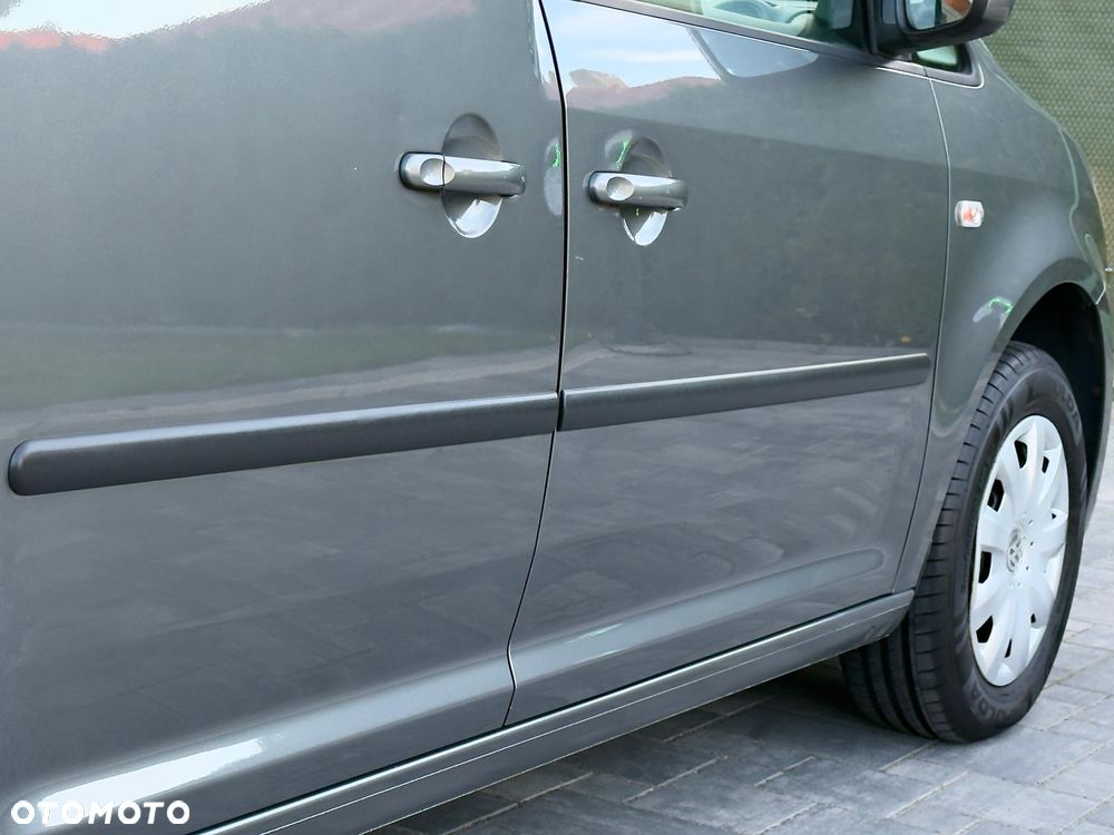 Volkswagen Caddy Comfortline - 14