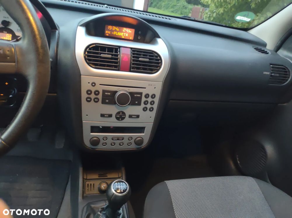 Opel Corsa - 9