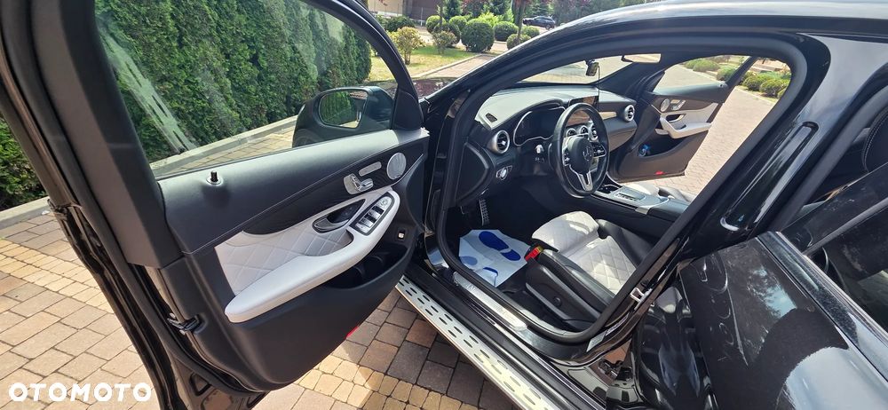 Mercedes-Benz GLC 400 d 4Matic 9G-TRONIC AMG Line - 9