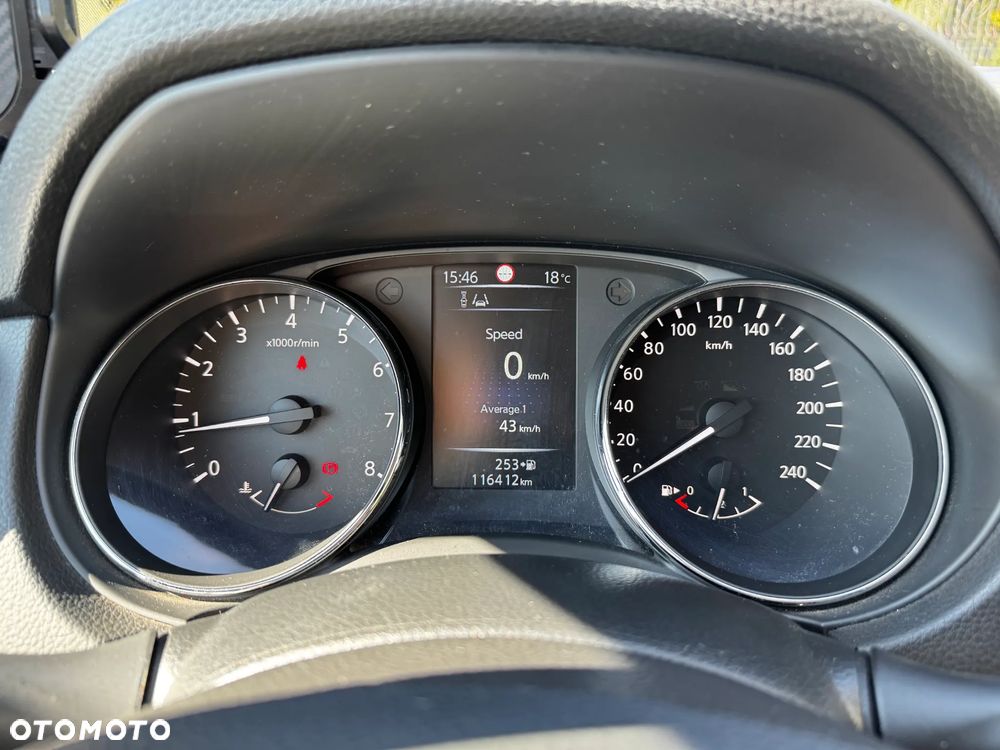 Nissan Qashqai 1.2 DIG-T N-Connecta EU6 - 14