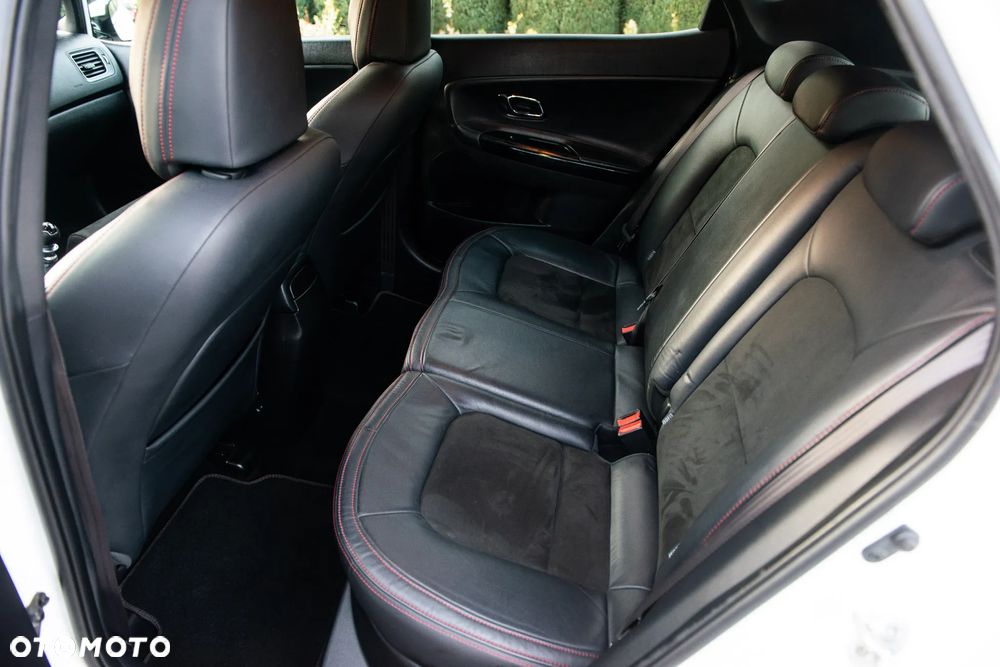 Kia Ceed 1.6 T-GDI GT - 32