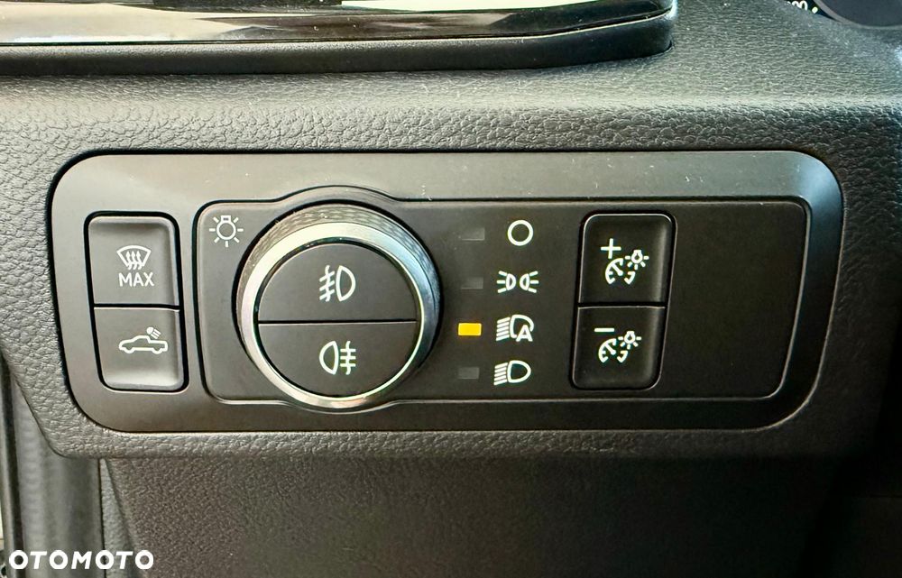 Volkswagen Amarok LIFE - 18