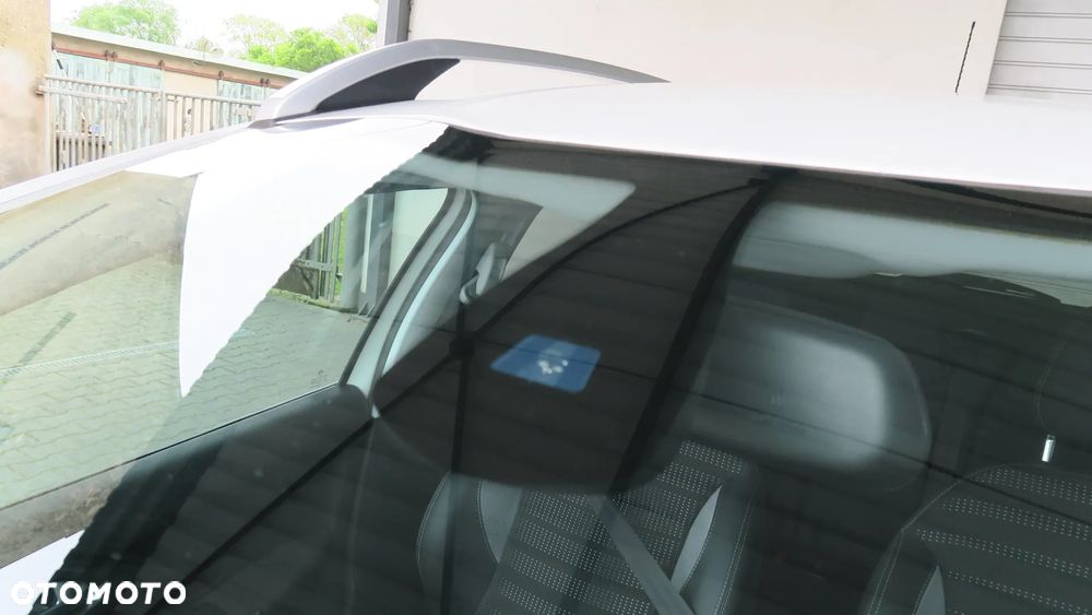 Peugeot 2008 1.2 Pure Tech Style S&S EAT6 - 6