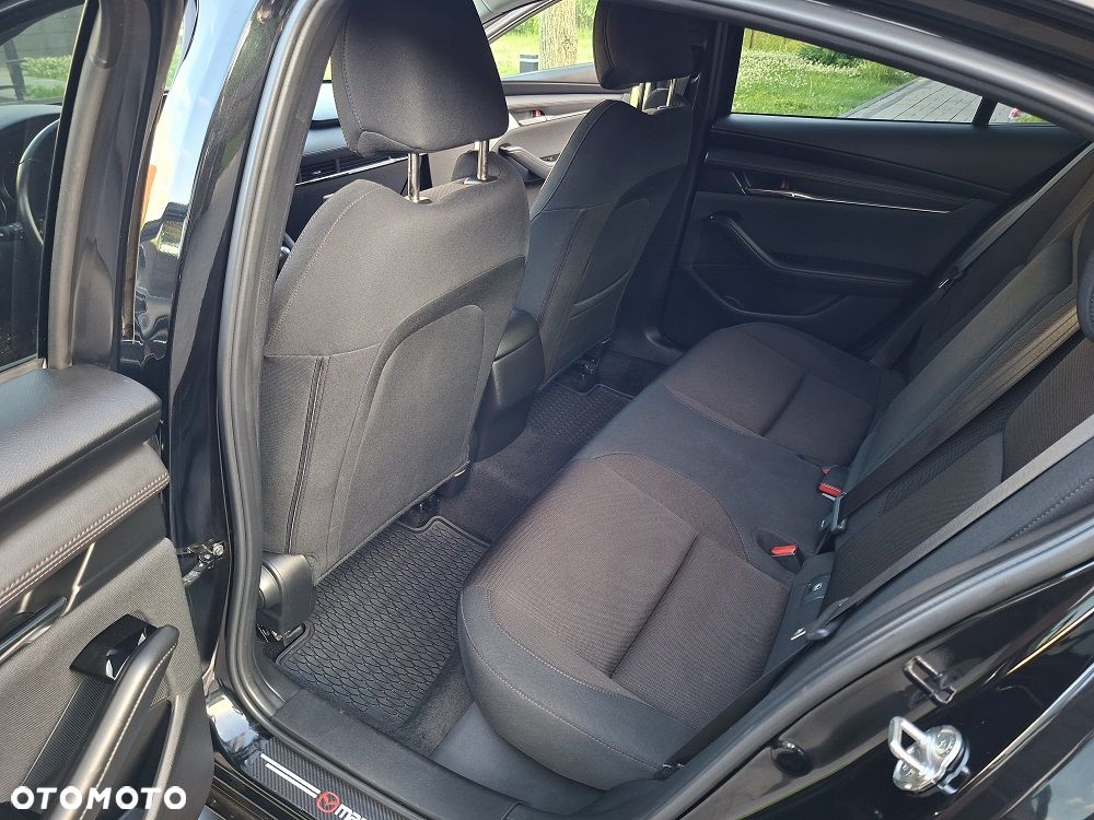 Mazda 3 2.0 mHEV Hikari - 17