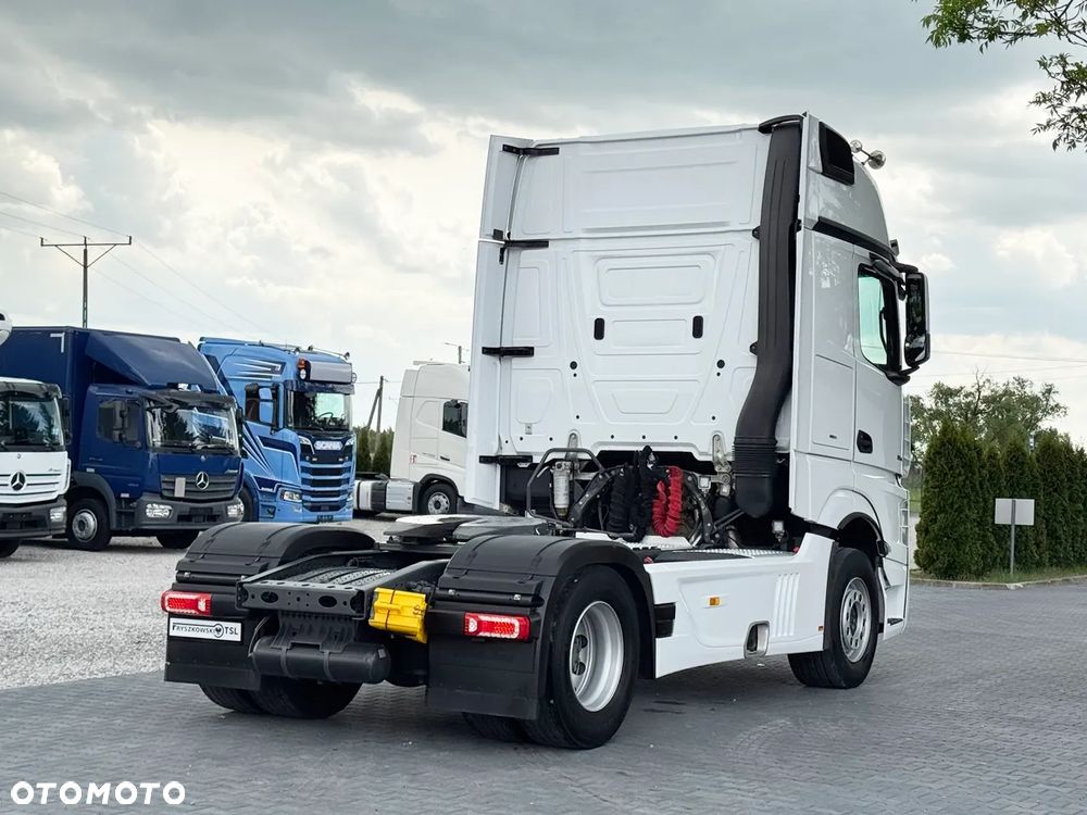 Mercedes-Benz ACTROS 1851/GIGA SPACE/ACC/KLIMA POSTOJOWA/SALONKA/FULL LED/NAVIGACJA/DWA ŁÓŻKA/Z NIEMIEC - 14