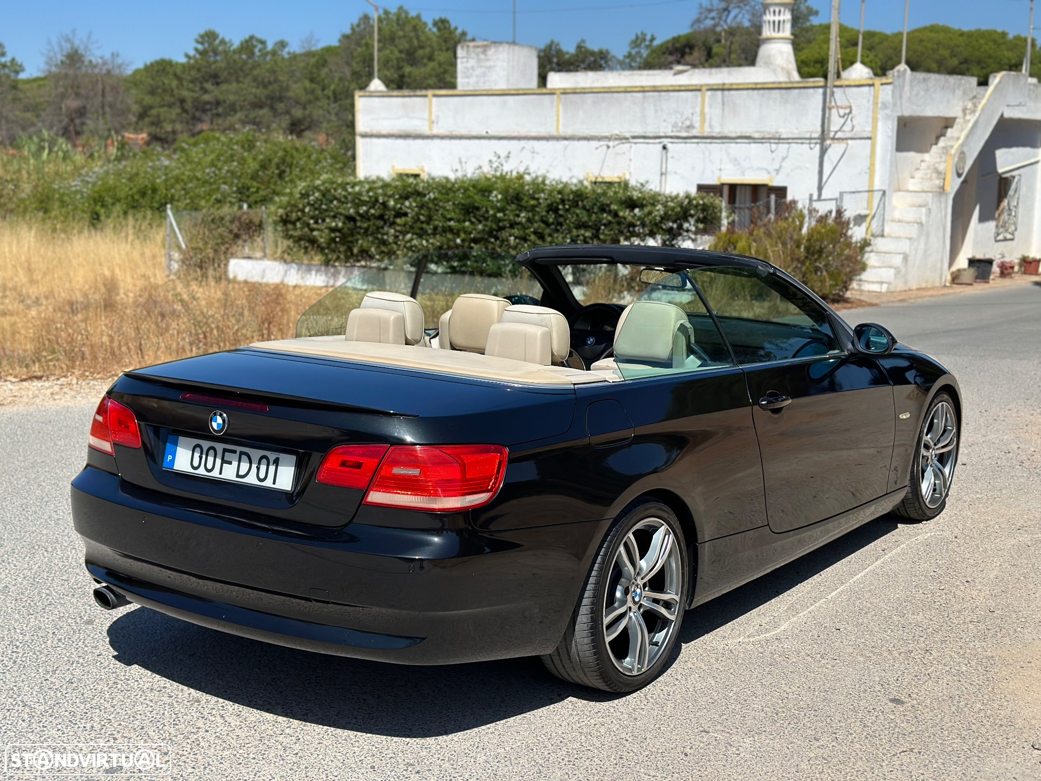 BMW 320 i Intense - 5