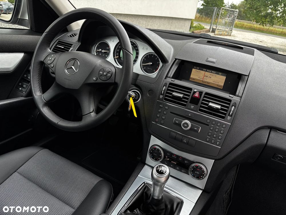 Mercedes-Benz Klasa C 180 Kompressor Avantgarde - 34