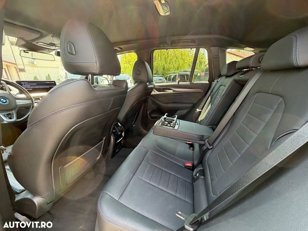 BMW X3 xDrive30e AT PHEV - 14