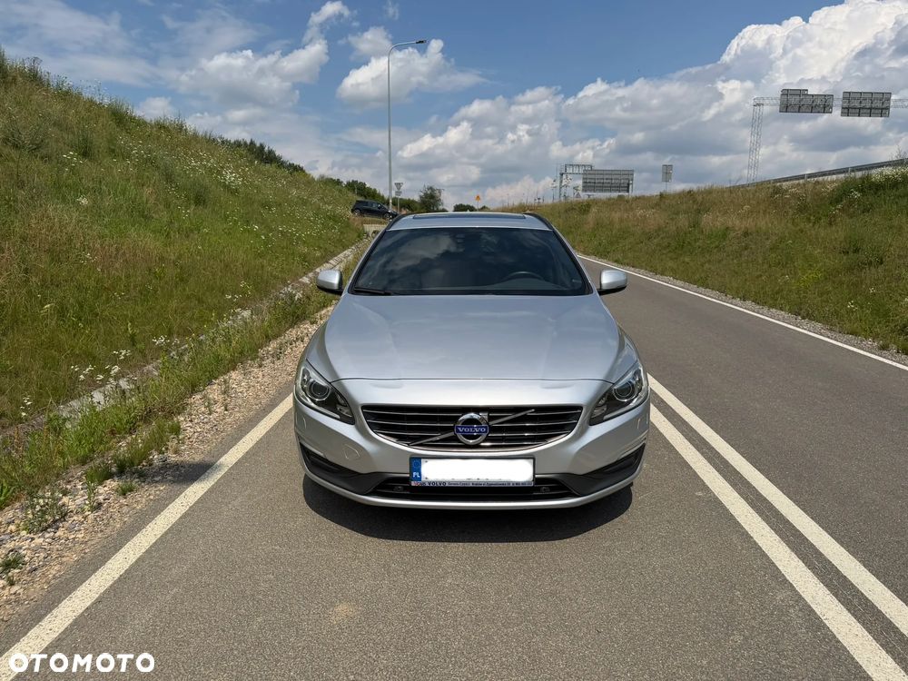 Volvo V60 D4 Drive-E Summum - 2
