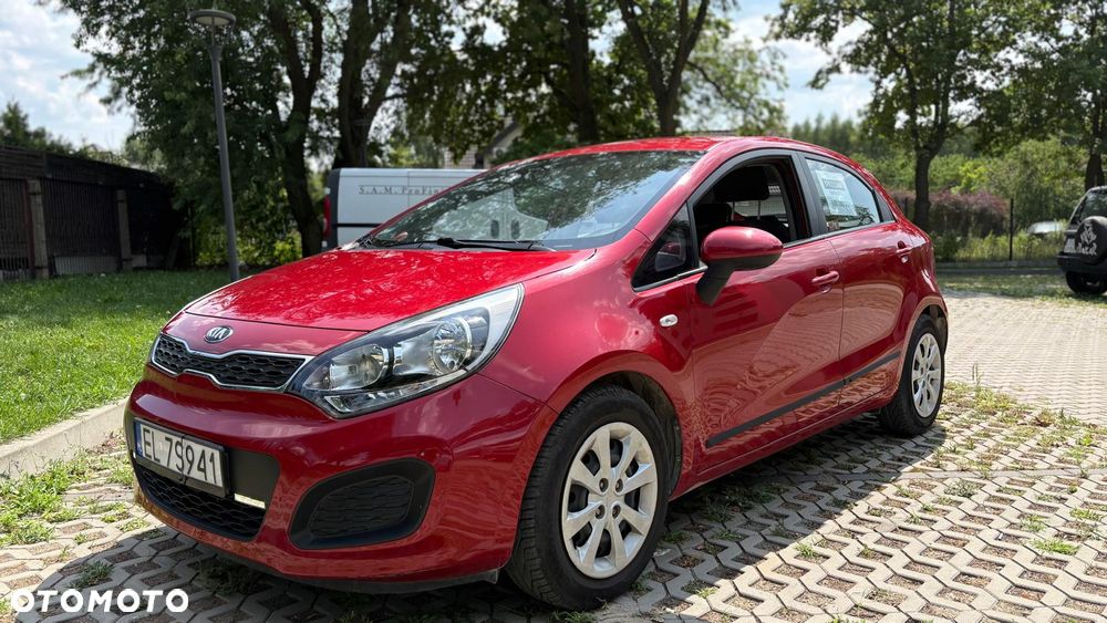Kia Rio 1.2 L - 7