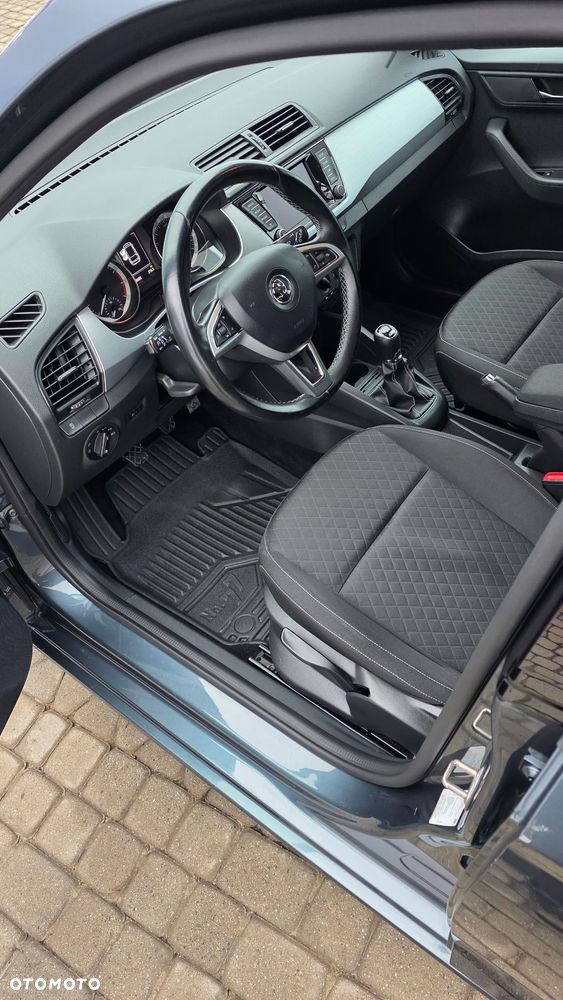Skoda Fabia 1.2 TSI Edition - 10