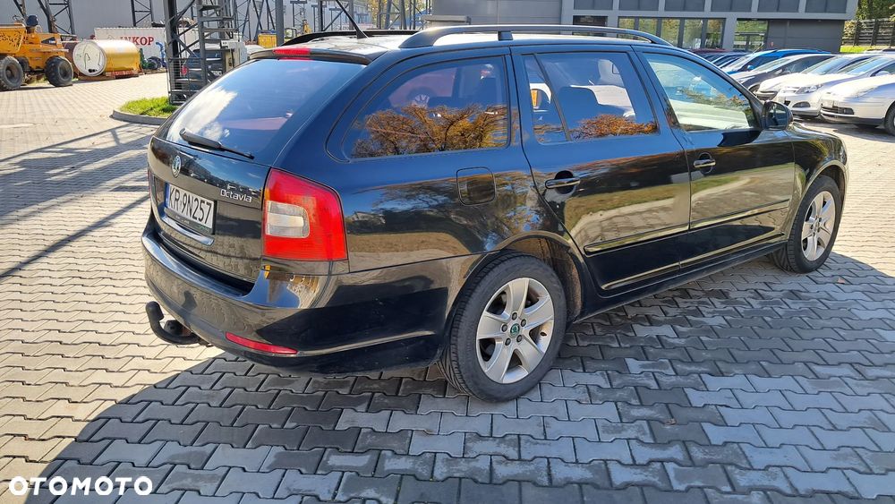 Skoda Octavia 2.0 TDI DPF Ambiente - 5