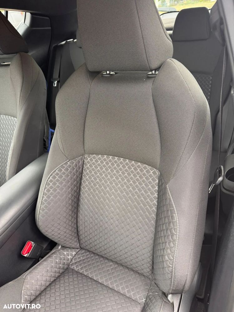 Toyota C-HR 1.8 HSD 122 CP 4x2 CVT Cult - 14