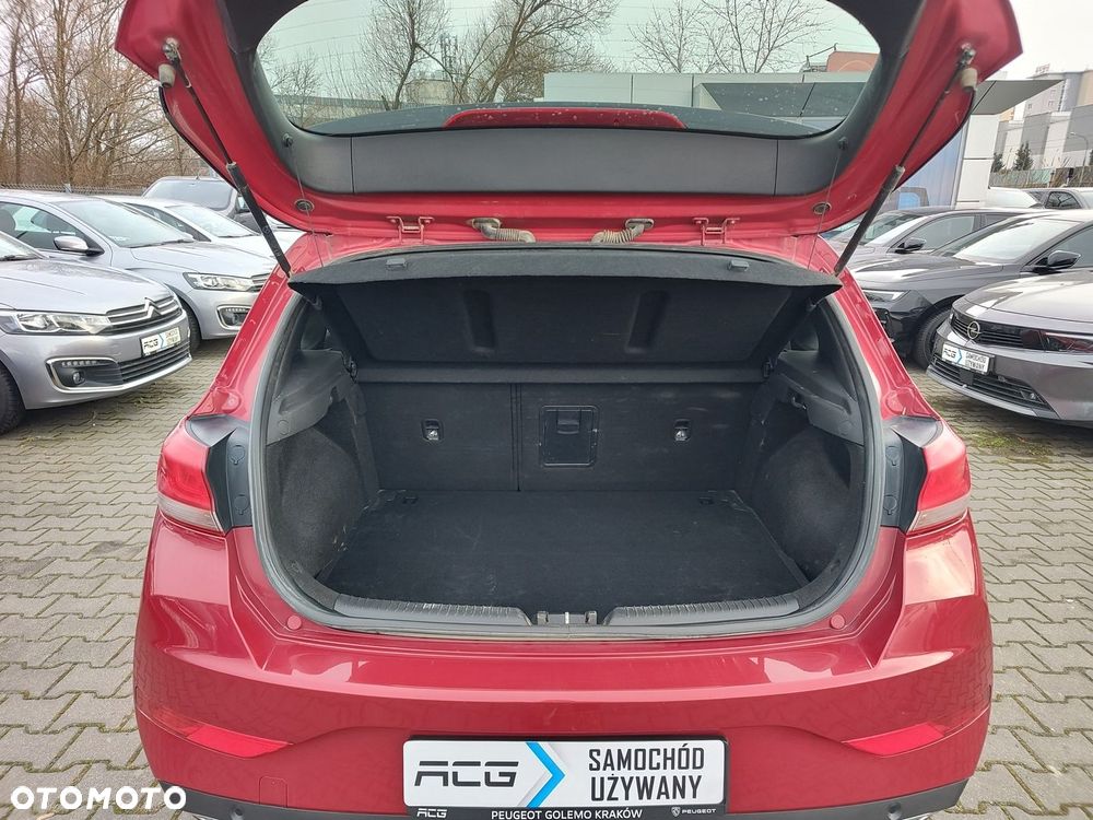 Hyundai i30 1.5 DPI Comfort - 11