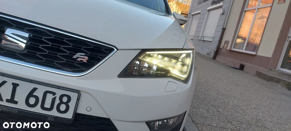 Seat Leon 2.0 TDI DPF FR Black Matt Edition - 8