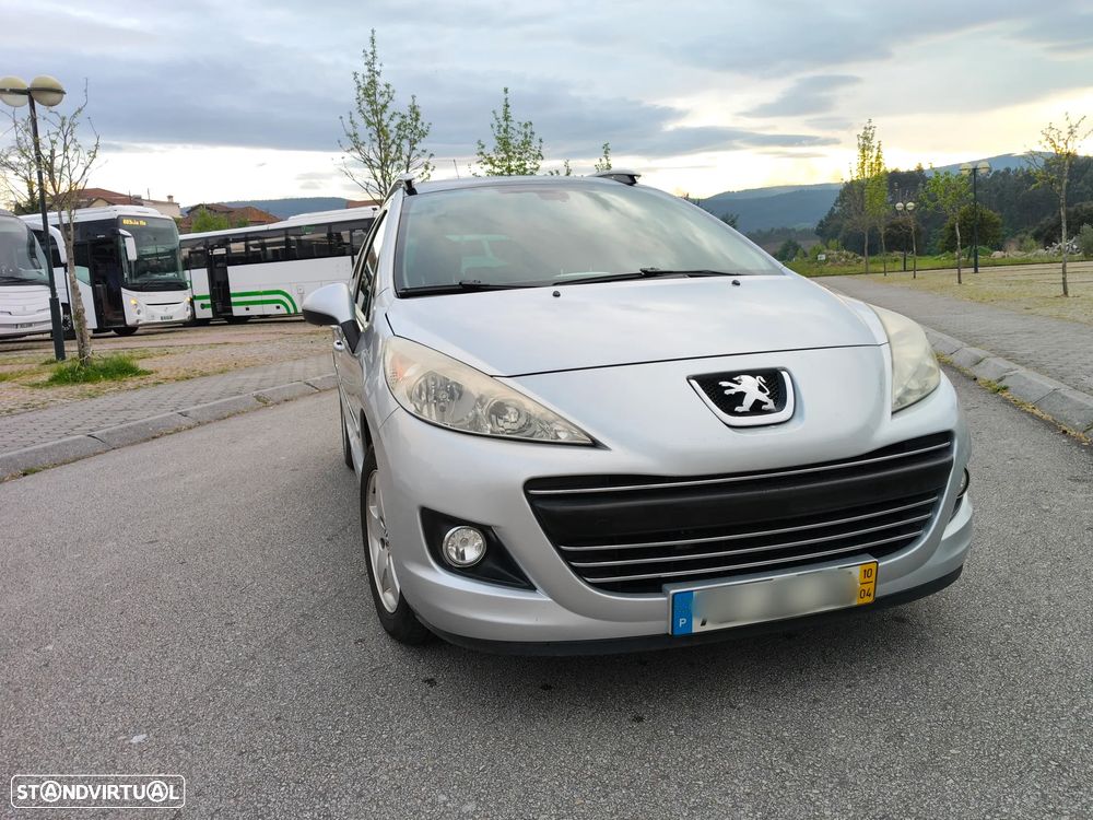 Peugeot 207 SW 1.4 Premium - 4