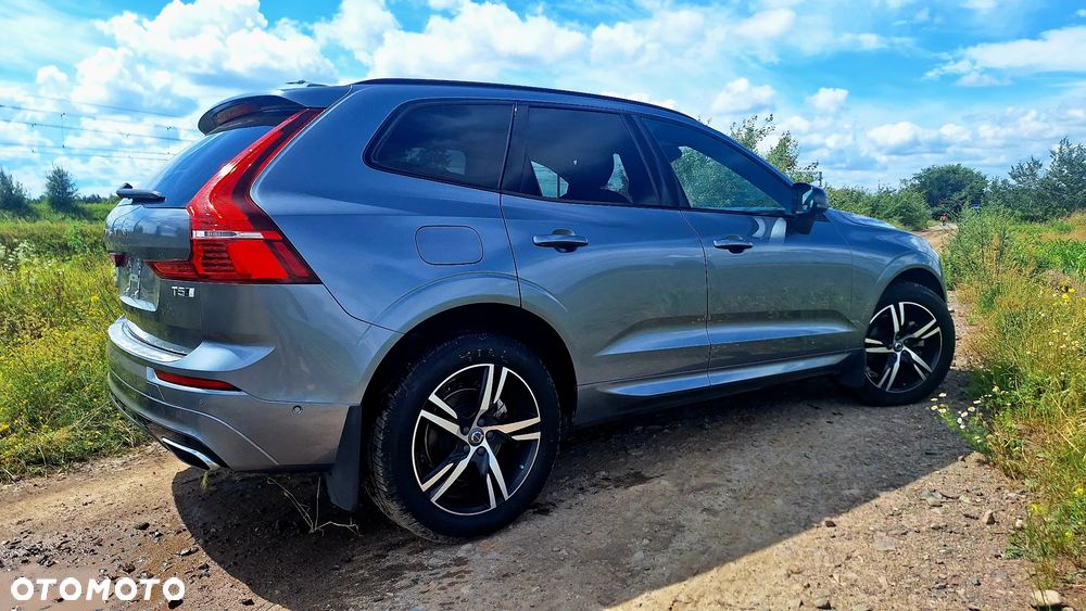 Volvo XC 60 T5 GPF AWD R-Design - 4