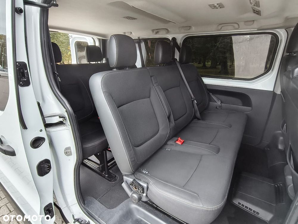 Renault Trafic - 17