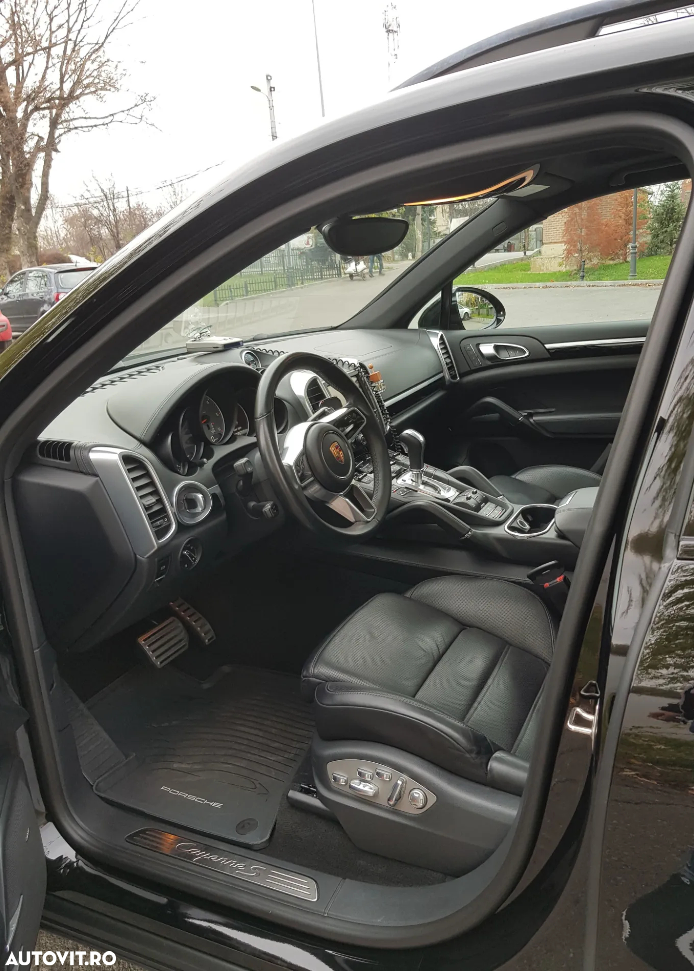 Porsche Cayenne - 5