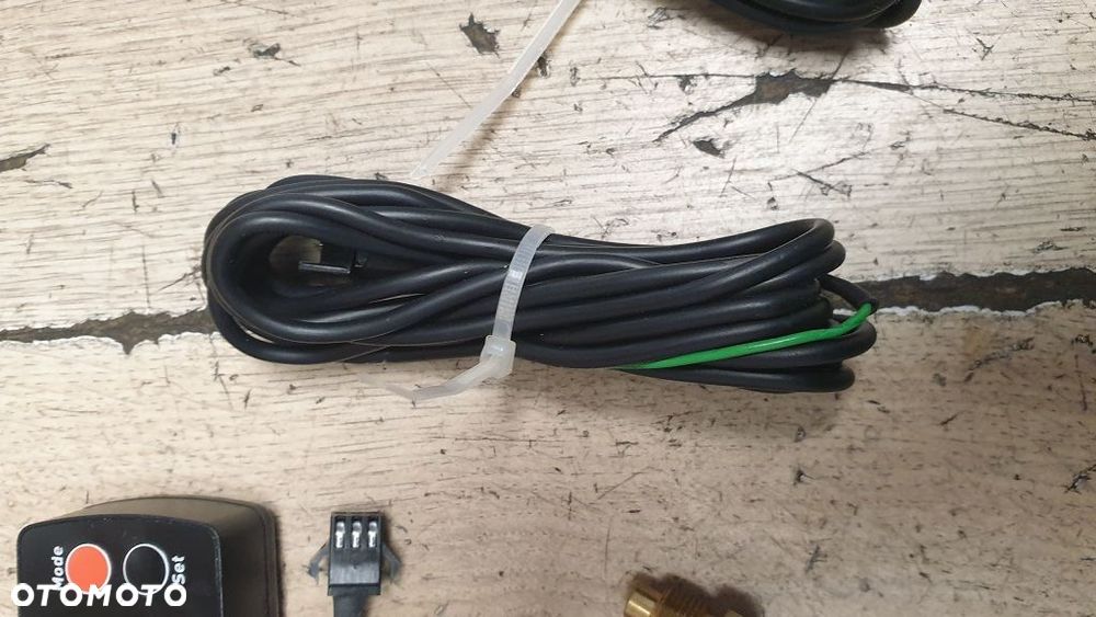 Licznik motogodzin obrotów Stage6 Mini LCD Multimetr - 4