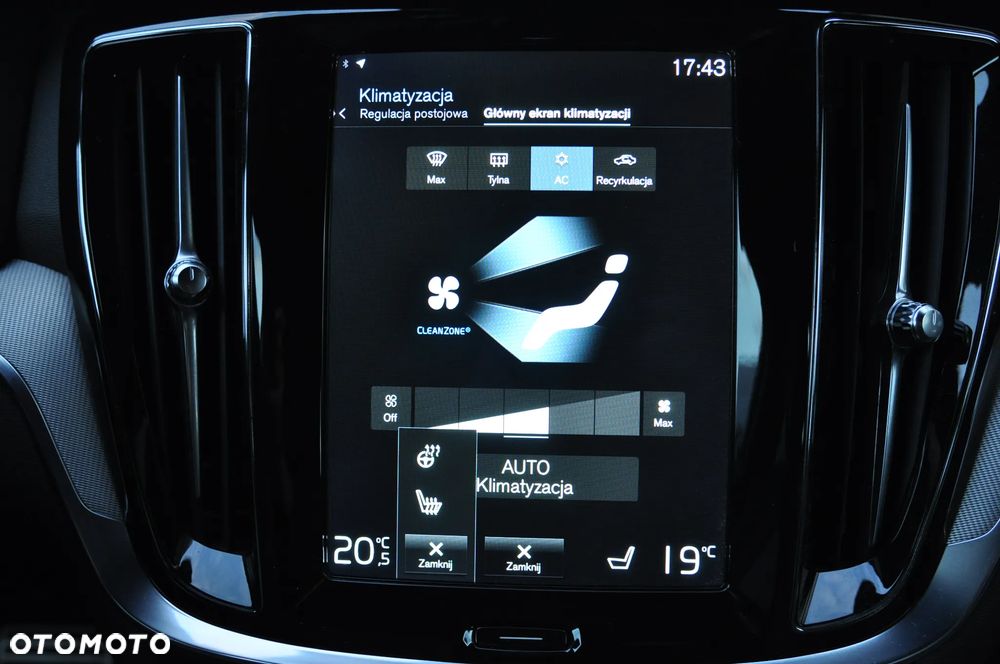 Volvo V60 D4 R-Design - 21