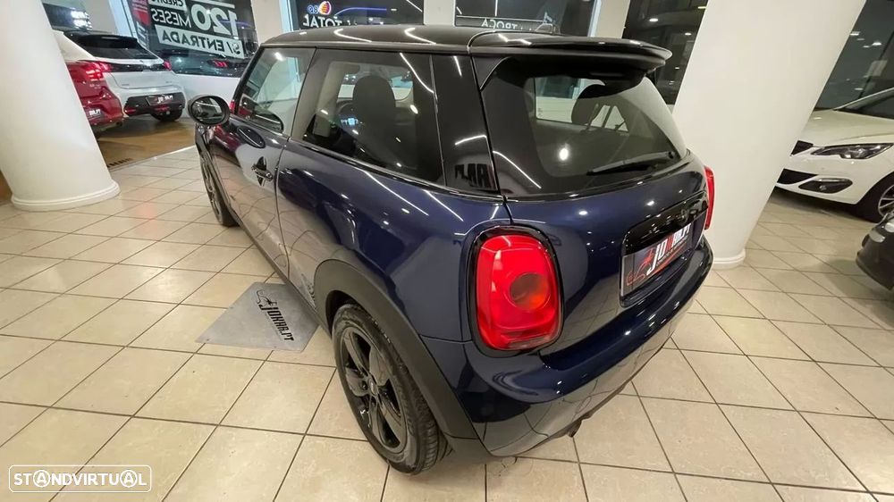 MINI 3 Portas One D - 6