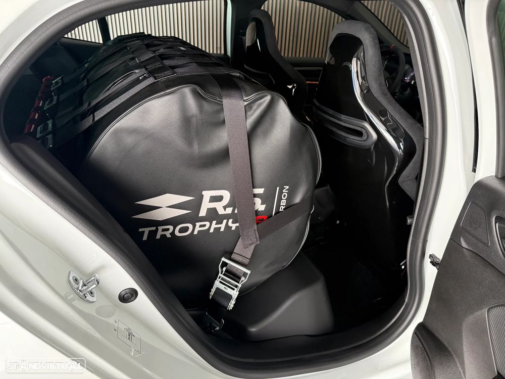 Renault Mégane 1.8 TCe R.S. Trophy-R - 6