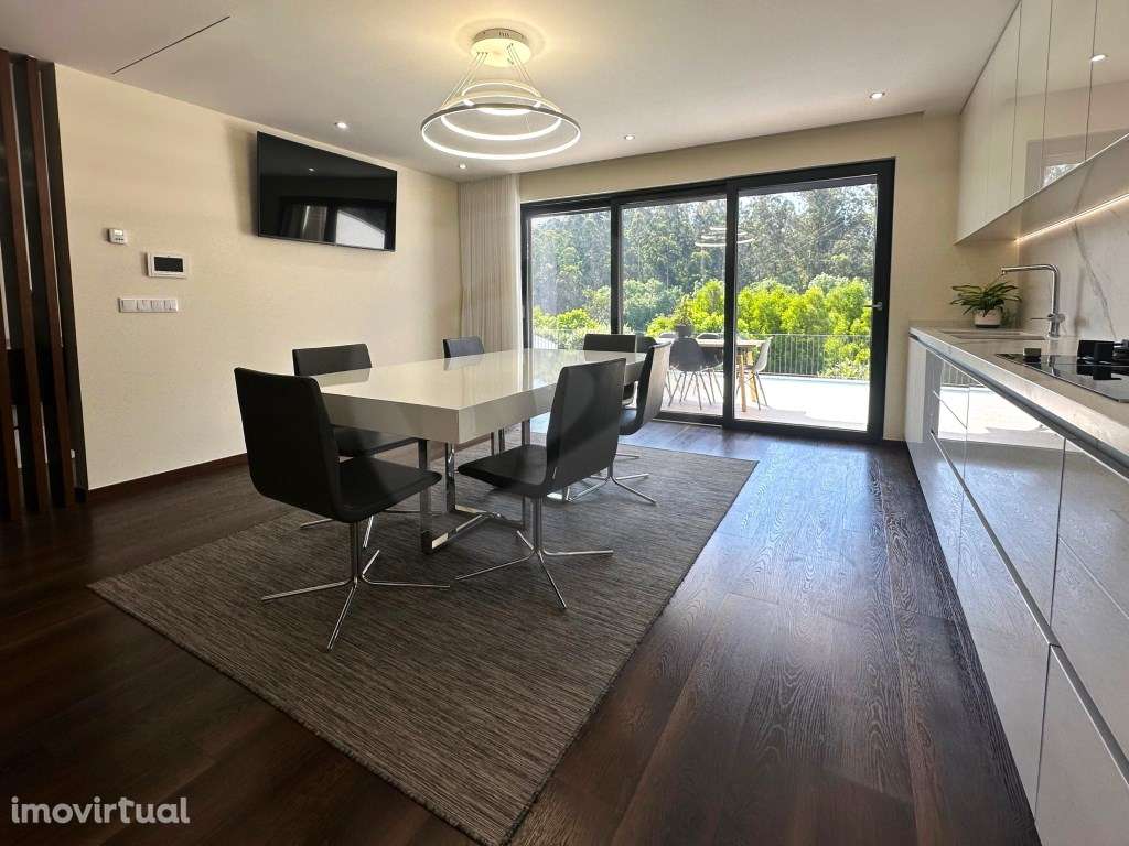 Moradia T5 de Luxo com Piscina em Touguinhó Vila do Conde - Grande imagem: 5/46