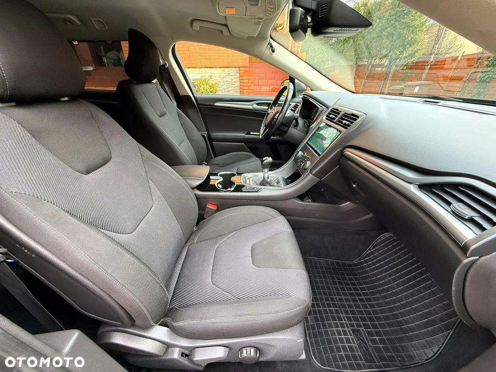 Ford Mondeo 2.0 TDCi Titanium - 20