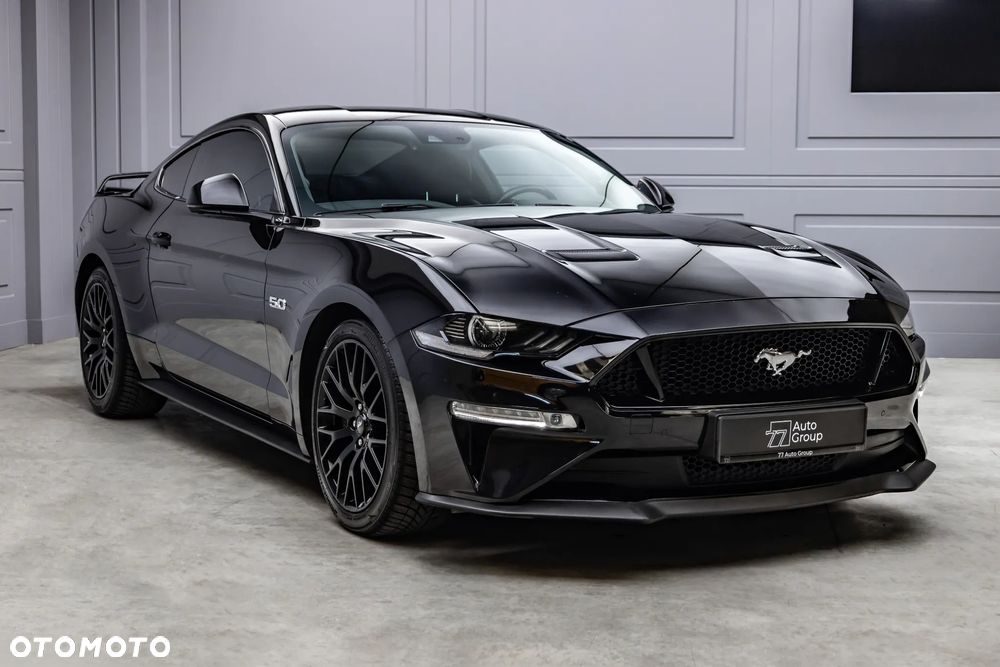 Ford Mustang - 4