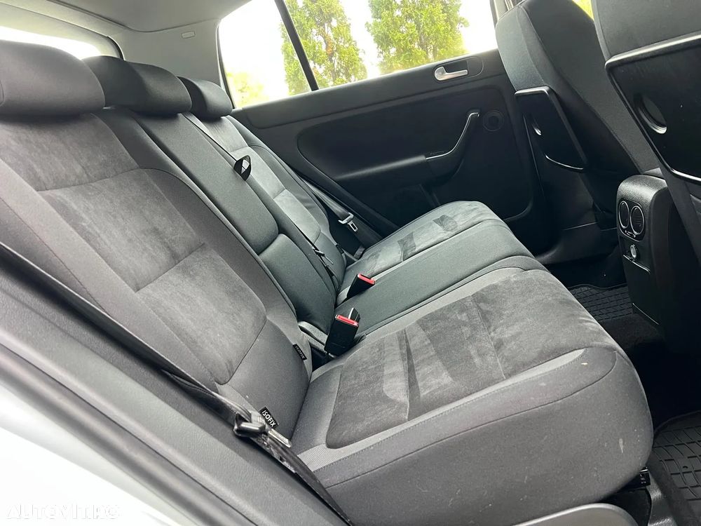 Volkswagen Golf Plus - 8