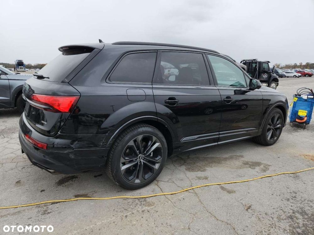 Audi Q7 - 4
