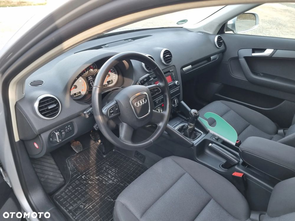 Audi A3 Sportback 1.4 TFSI Ambiente - 16