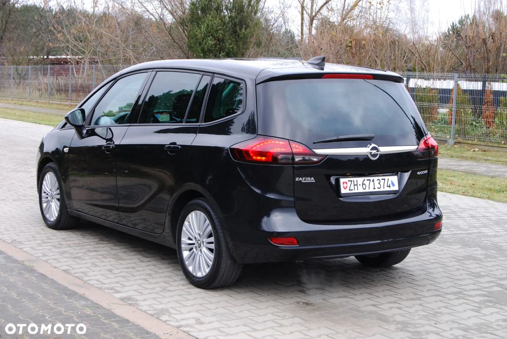 Opel Zafira 1.4 T Cosmo EU6 - 4