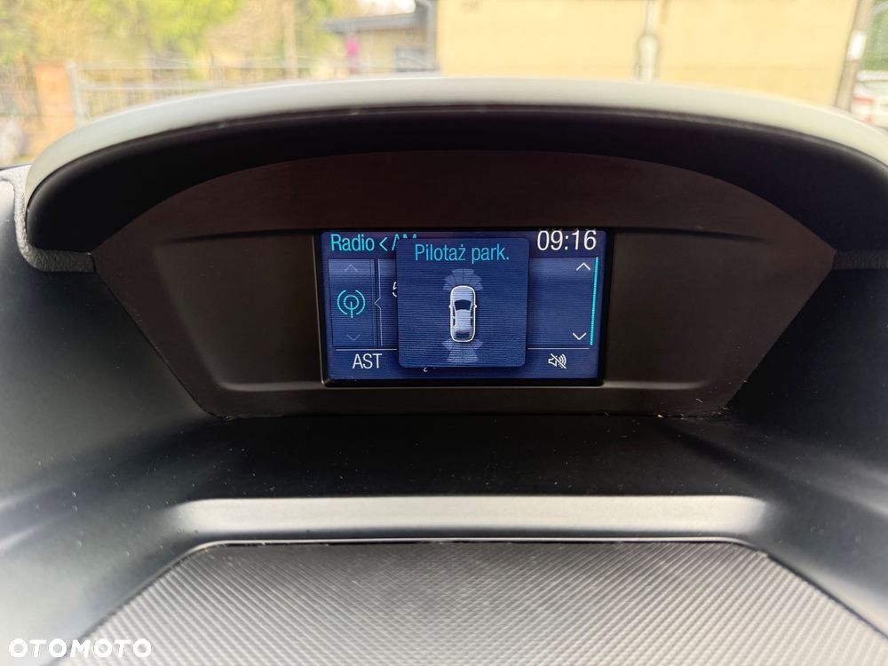 Ford Kuga 2.0 TDCi 2x4 Titanium - 17