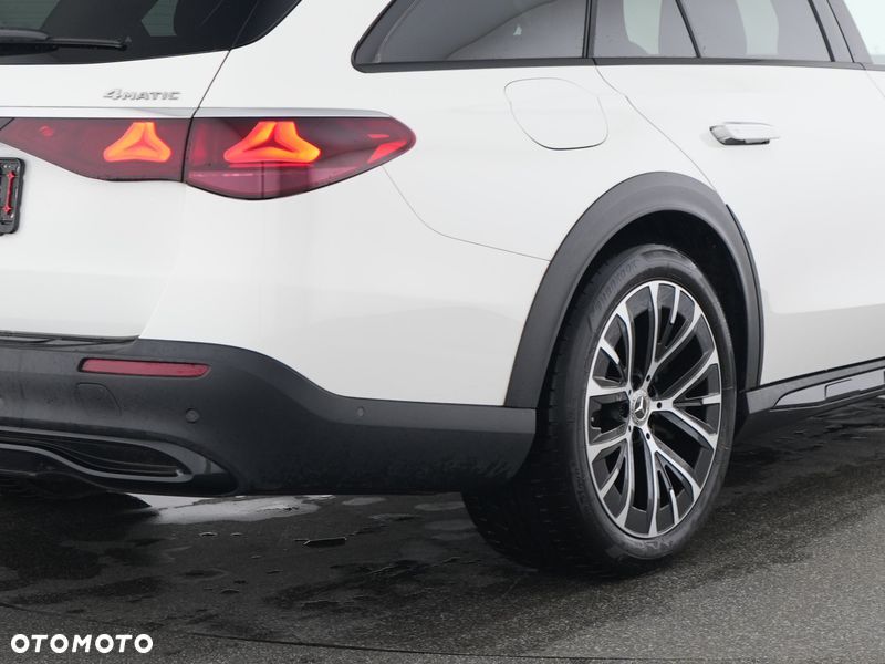 Mercedes-Benz Klasa E 300 de PHEV 4-Matic All-Terrain Avantgarde 9G-Tronic - 5