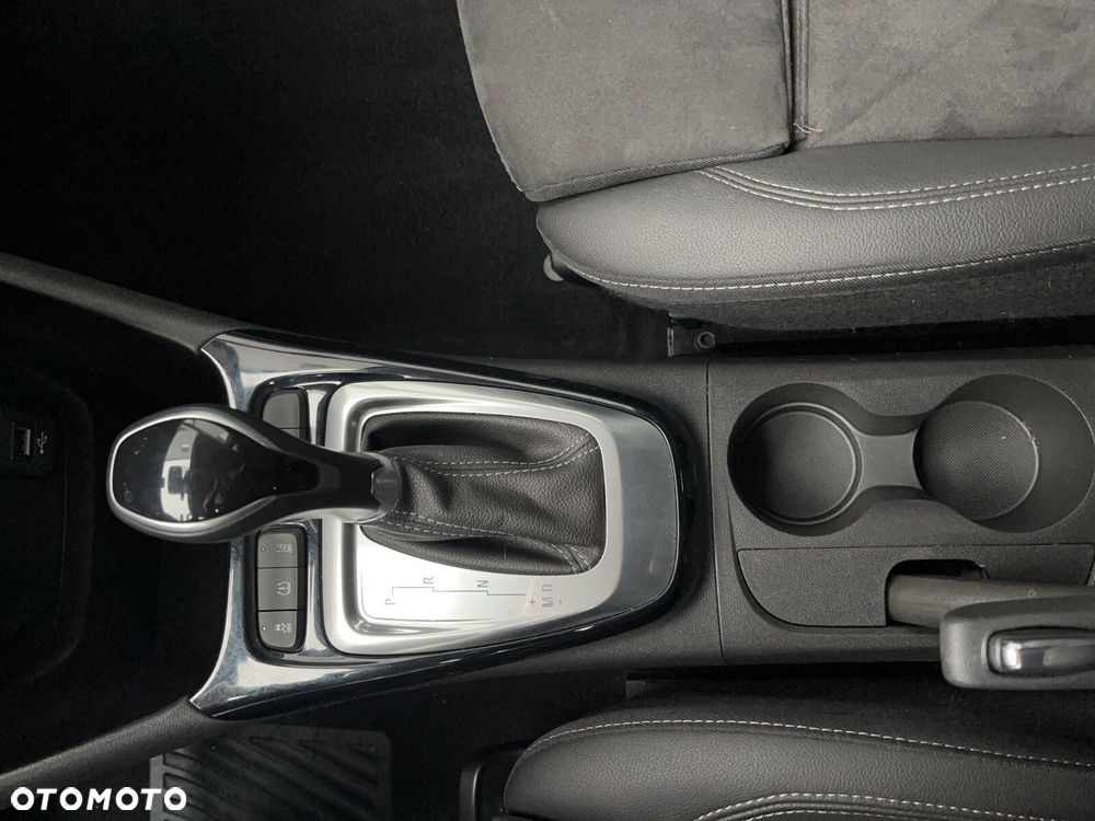 Opel Crossland X - 27