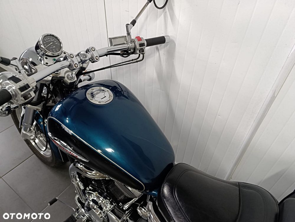 Suzuki Marauder - 11