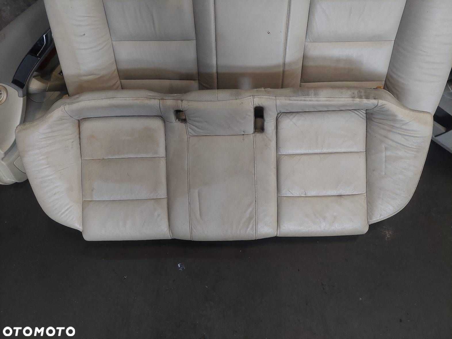 FOTEL FOTELE KOMPLET LEWY PRAWY KANAPA TYŁ + BOCZKI AUDI A6 C6 SEDAN - 3