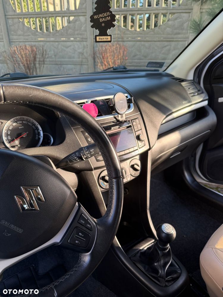 Suzuki Swift 1.2 Club - 6
