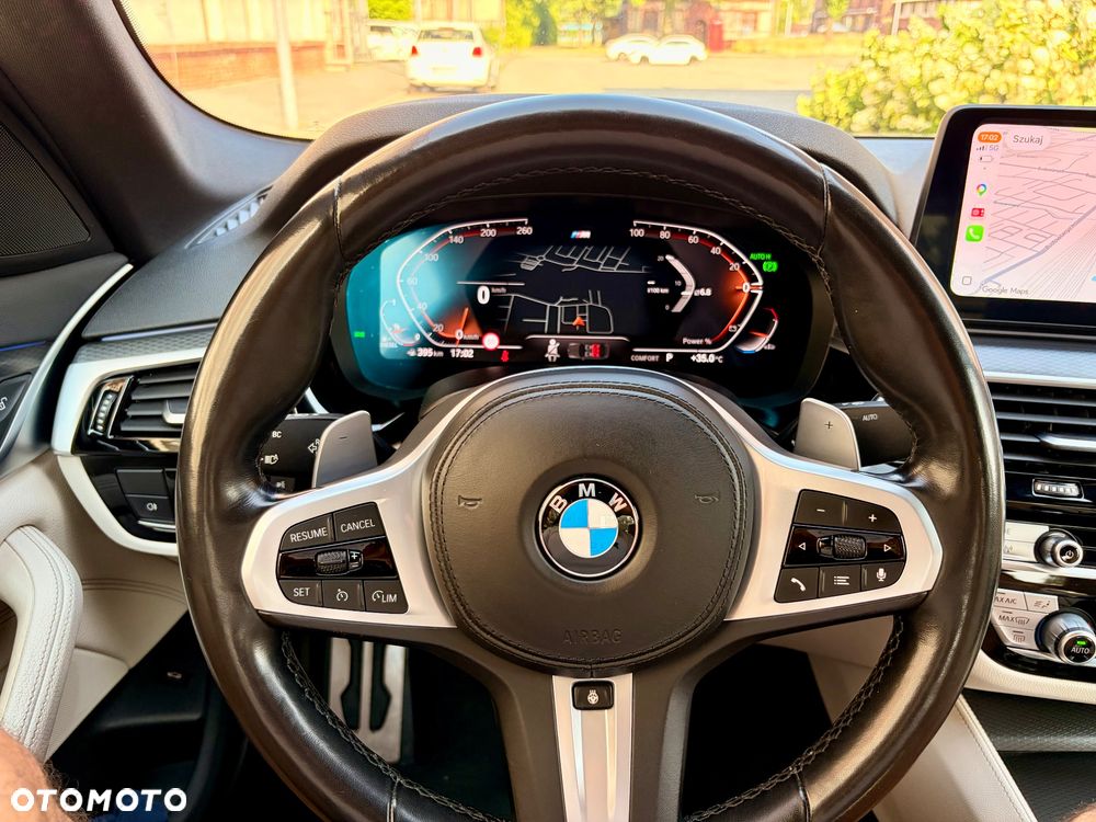BMW Seria 5 520d xDrive - 10