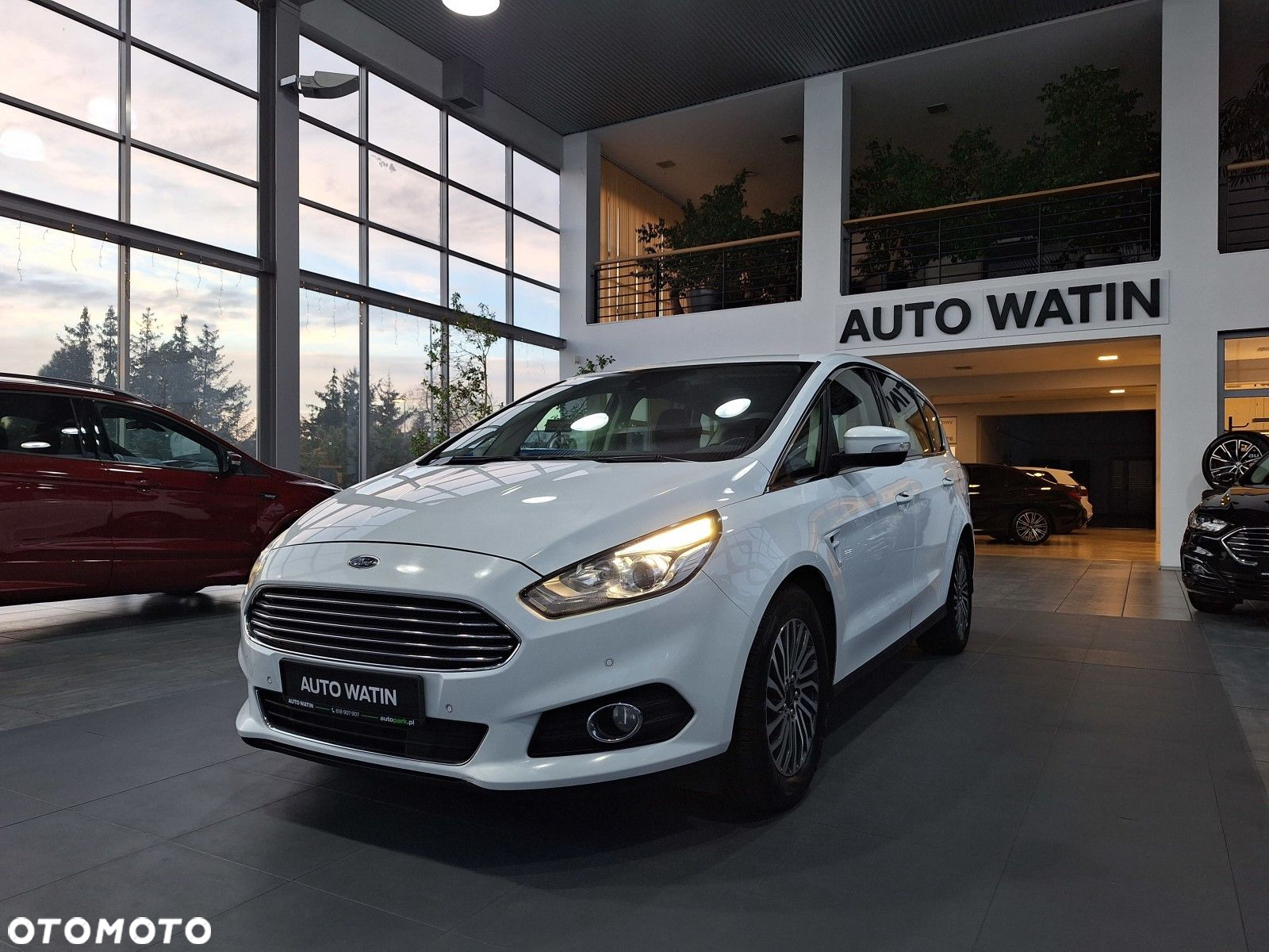 Ford S-Max 2.0 EcoBlue Titanium - 11