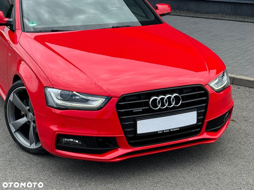 Audi A4 Avant 2.0 TDI Quattro S tronic - 11